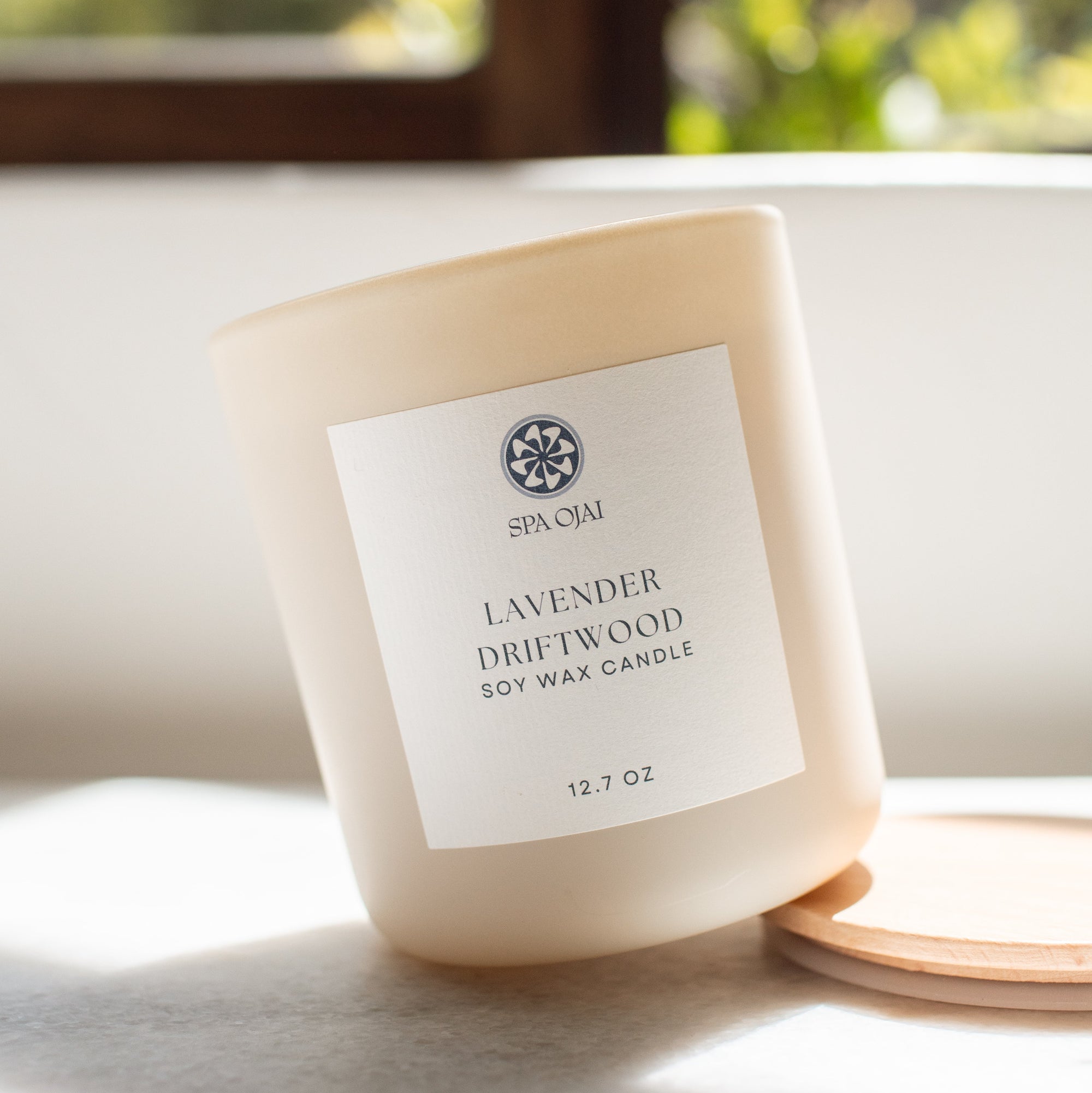 Spa Ojai Lavender Driftwood Candle